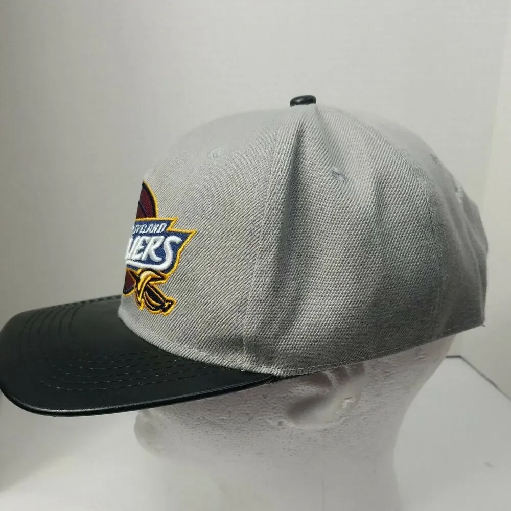 Mitchell & Ness Cleveland Cavaliers NBA Hat Wool Snapback Embroidered